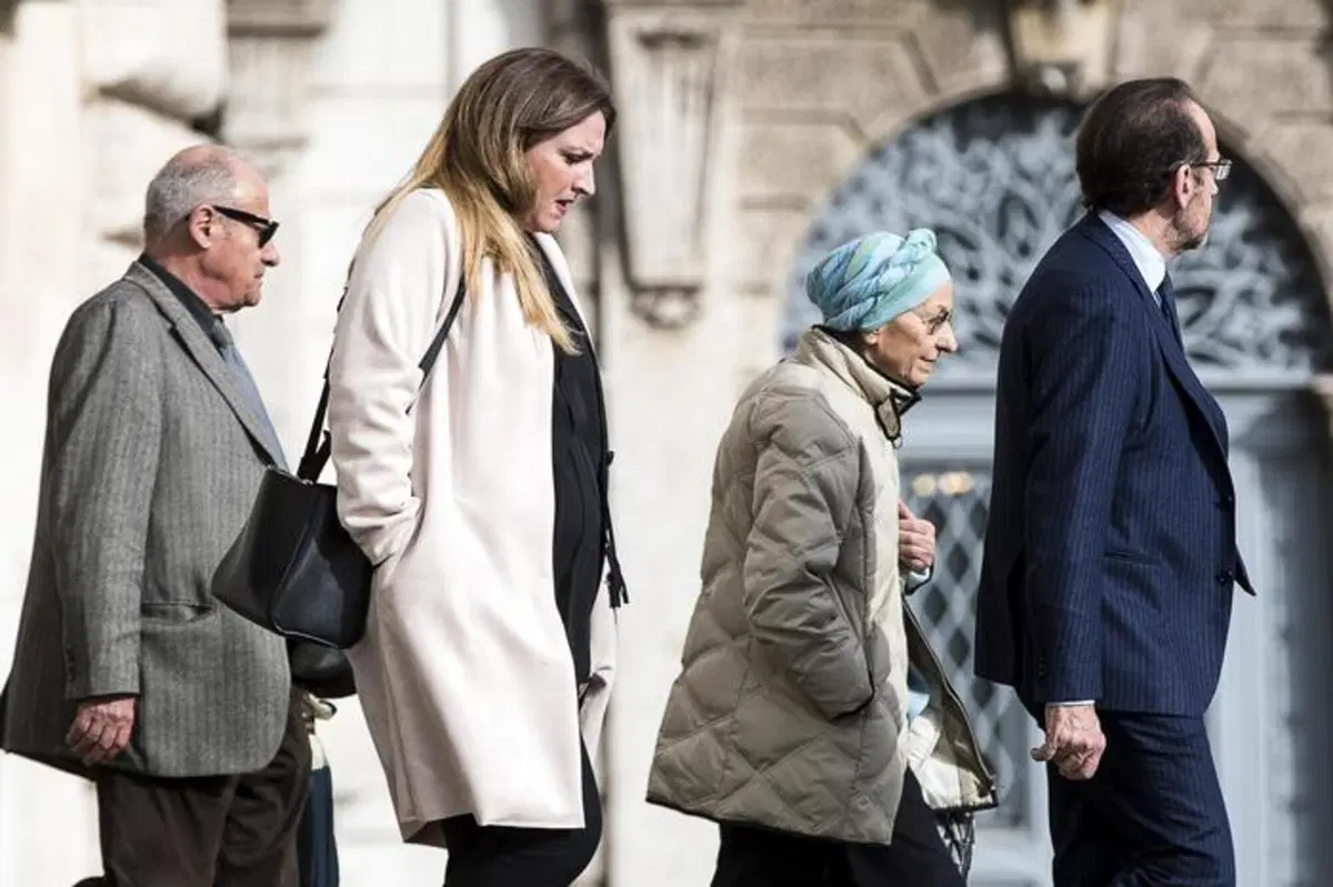 Consultazioni: al Quirinale si va a piedi. Sparite le auto blu (3)