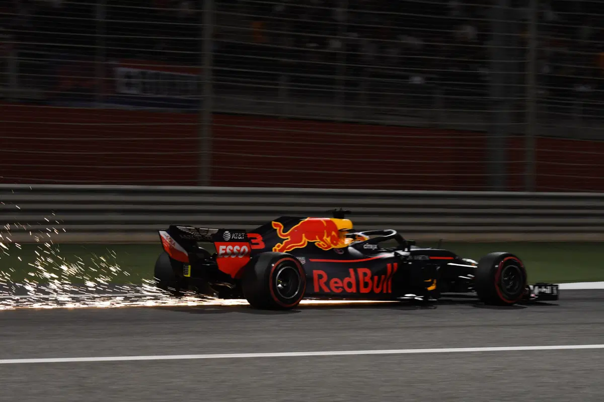 F1, GP Bahrain 2018: pole per Vettel. Secondo Raikkonen (34)