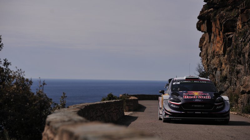 WRC18 Tour de Corse. 2a Tappa: Ogier (Ford), allungo traumatico