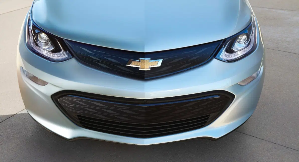 Chevrolet Bolt EV, la compatta elettrica è realtà