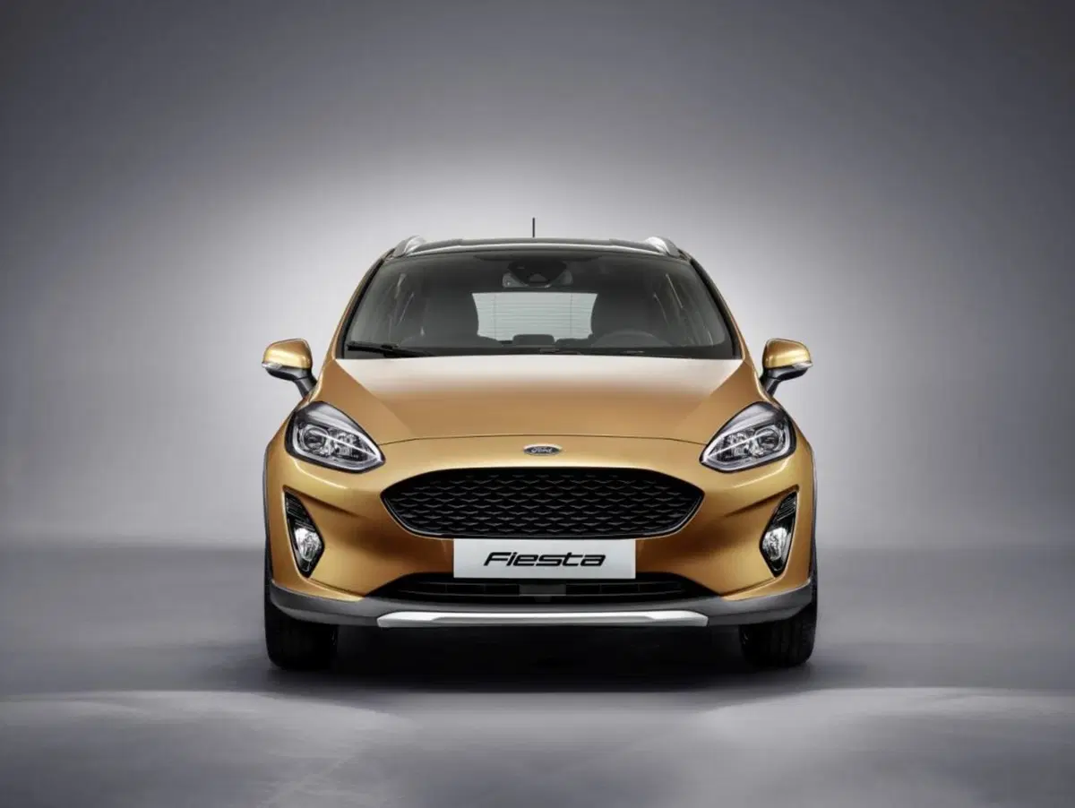 Ford Fiesta Active, la compatta diventa un crossover (4)