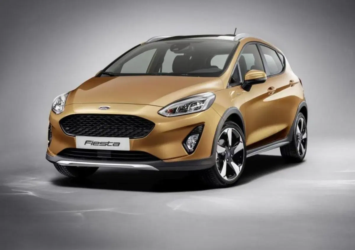 Ford Fiesta Active, la compatta diventa un crossover (7)