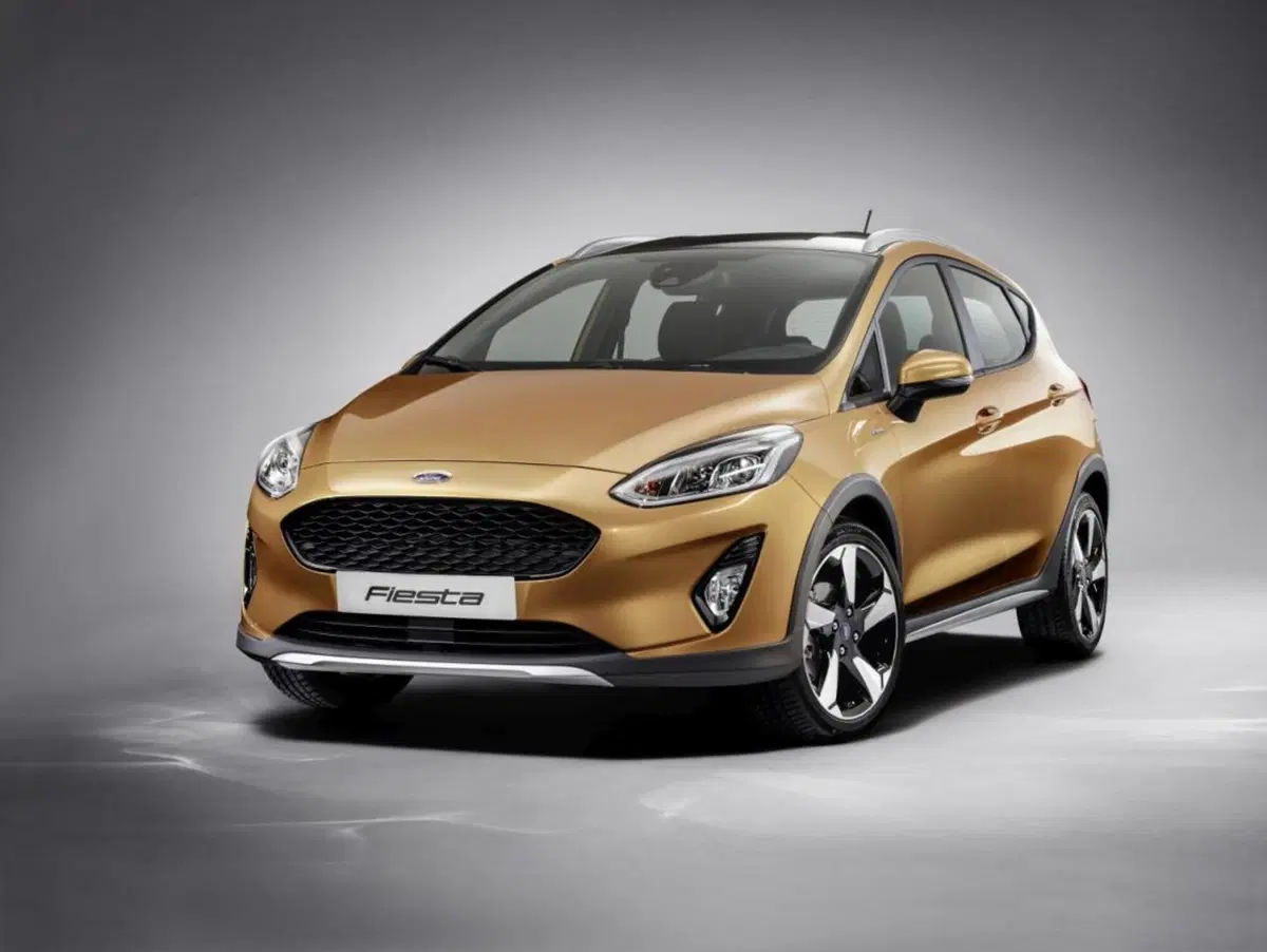 Ford Fiesta Active, la compatta diventa un crossover (13)