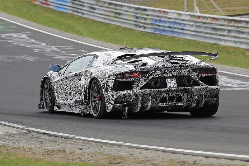 Lamborghini Aventador Super Veloce Jota: eccola