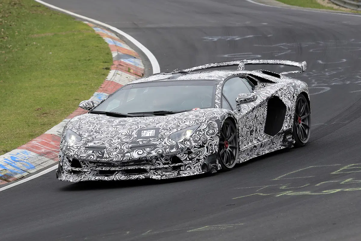Lamborghini Aventador Super Veloce Jota: eccola (4)
