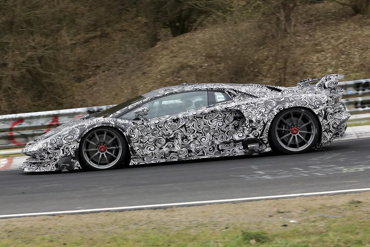 Lamborghini Aventador Super Veloce Jota: eccola (6)