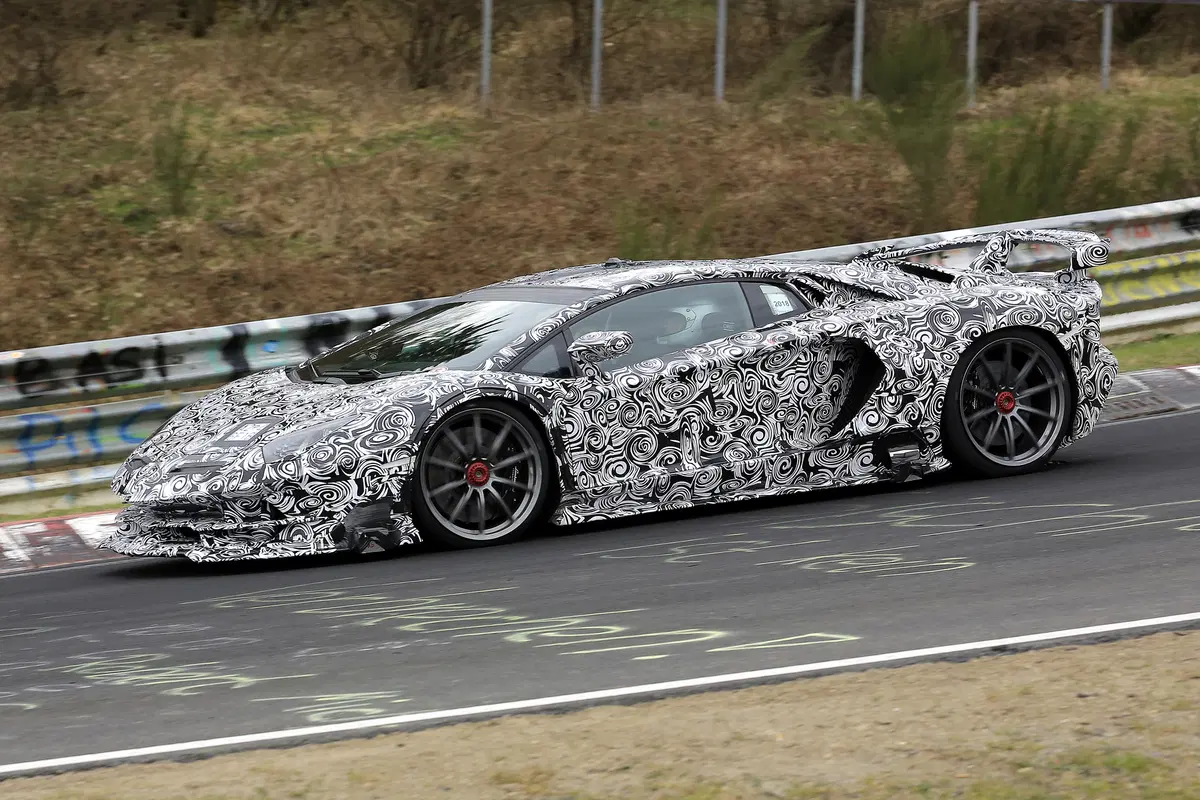 Lamborghini Aventador Super Veloce Jota: eccola (9)