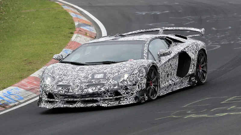 Lamborghini Aventador Super Veloce Jota: eccola