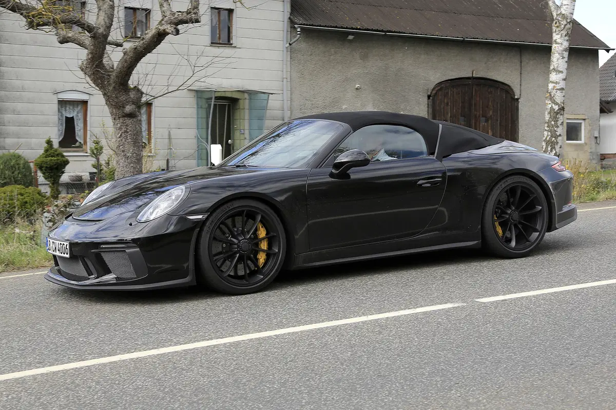 Porsche Speedster, la GT3 a cielo aperto? (2)