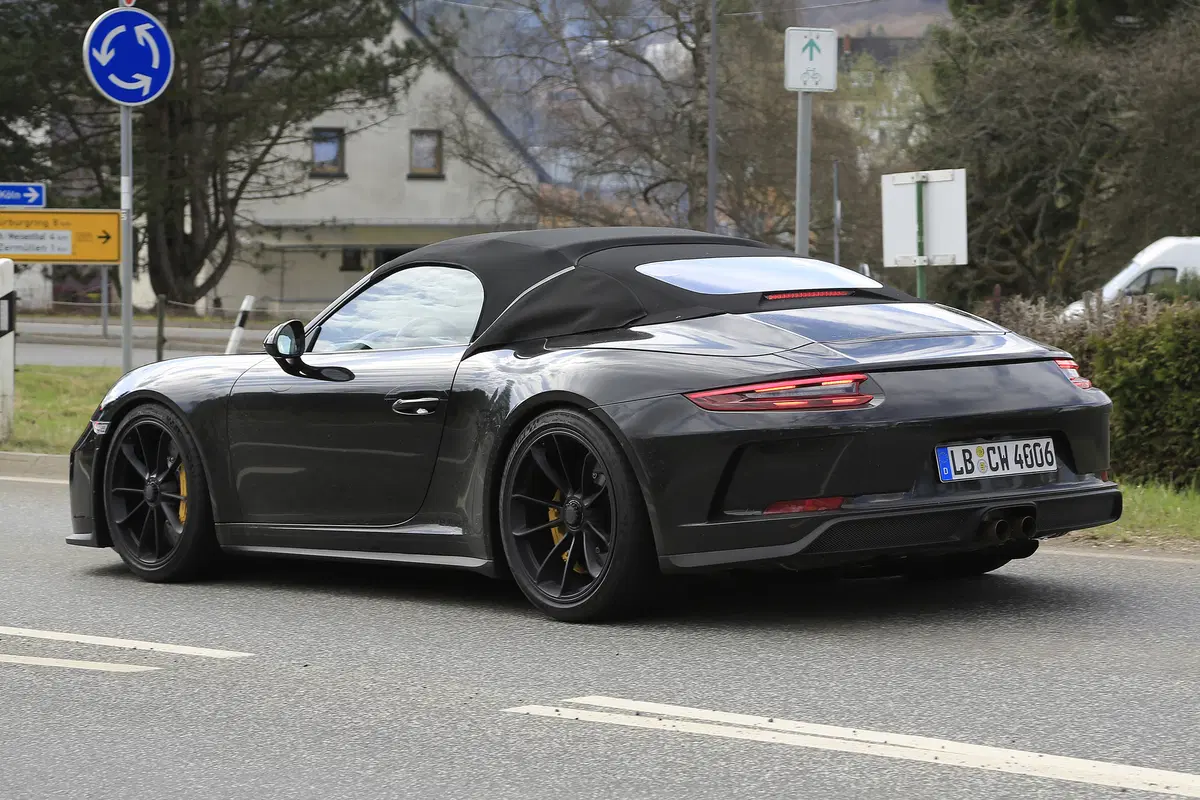 Porsche Speedster, la GT3 a cielo aperto? (10)