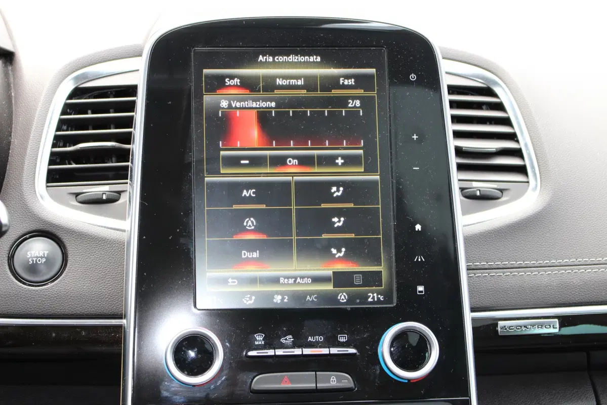 Renault Espace: il nostro AMboxing (22)