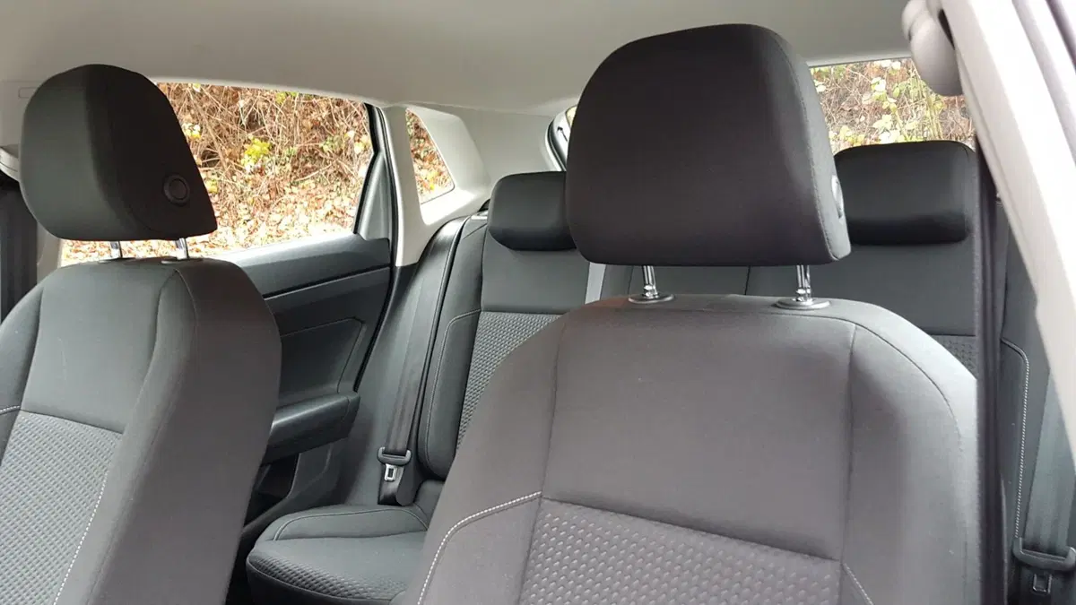 Volkswagen Polo | Bene la tradizione ma... (19)