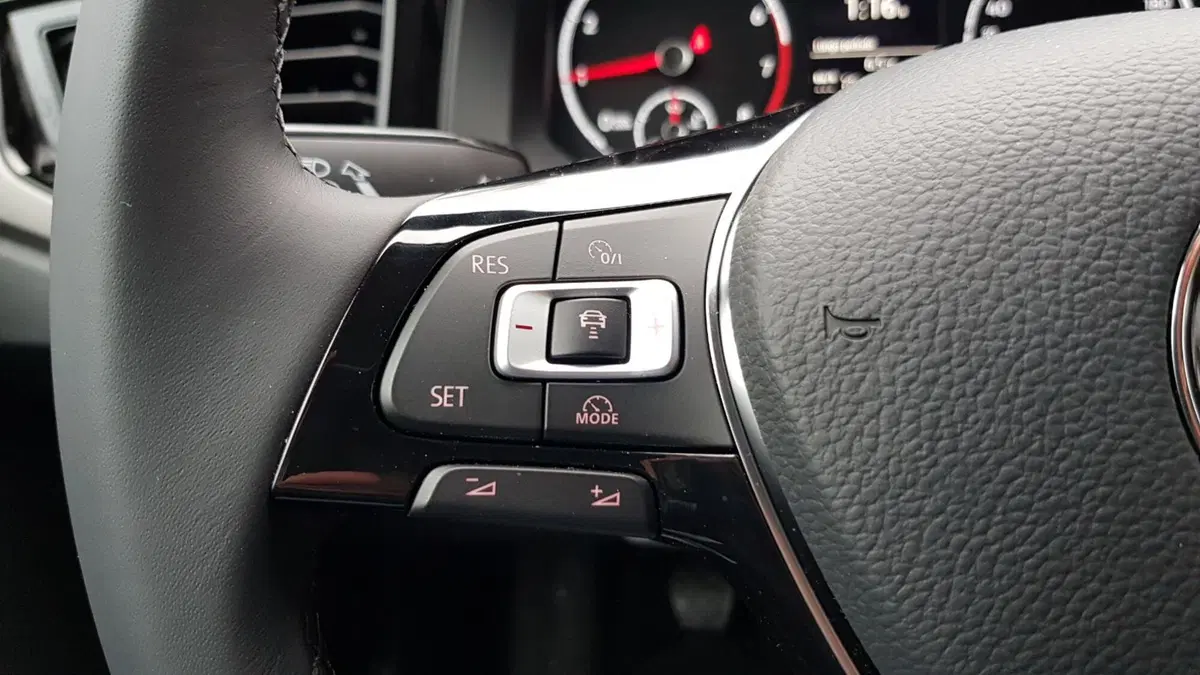 Volkswagen Polo | Bene la tradizione ma... (22)