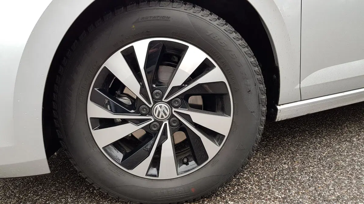 Volkswagen Polo | Bene la tradizione ma... (9)