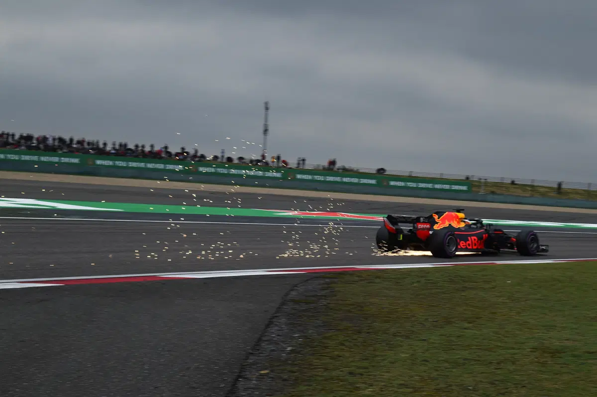 F1, GP Cina 2018: Vettel da record in pole, 2° Raikkonen, seguono le Mercedes (5)