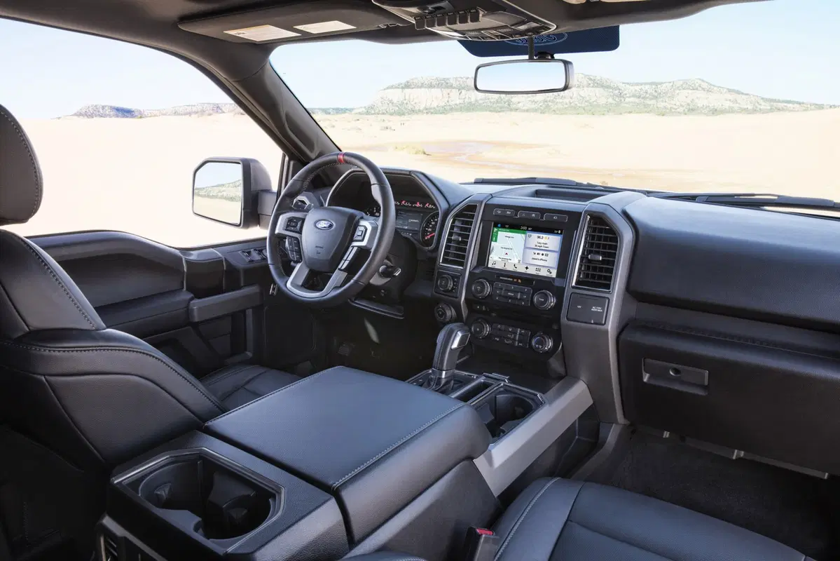 Ford F-150 Raptor SuperCrew: 411 cavalli per la guida di tutti i giorni (3)