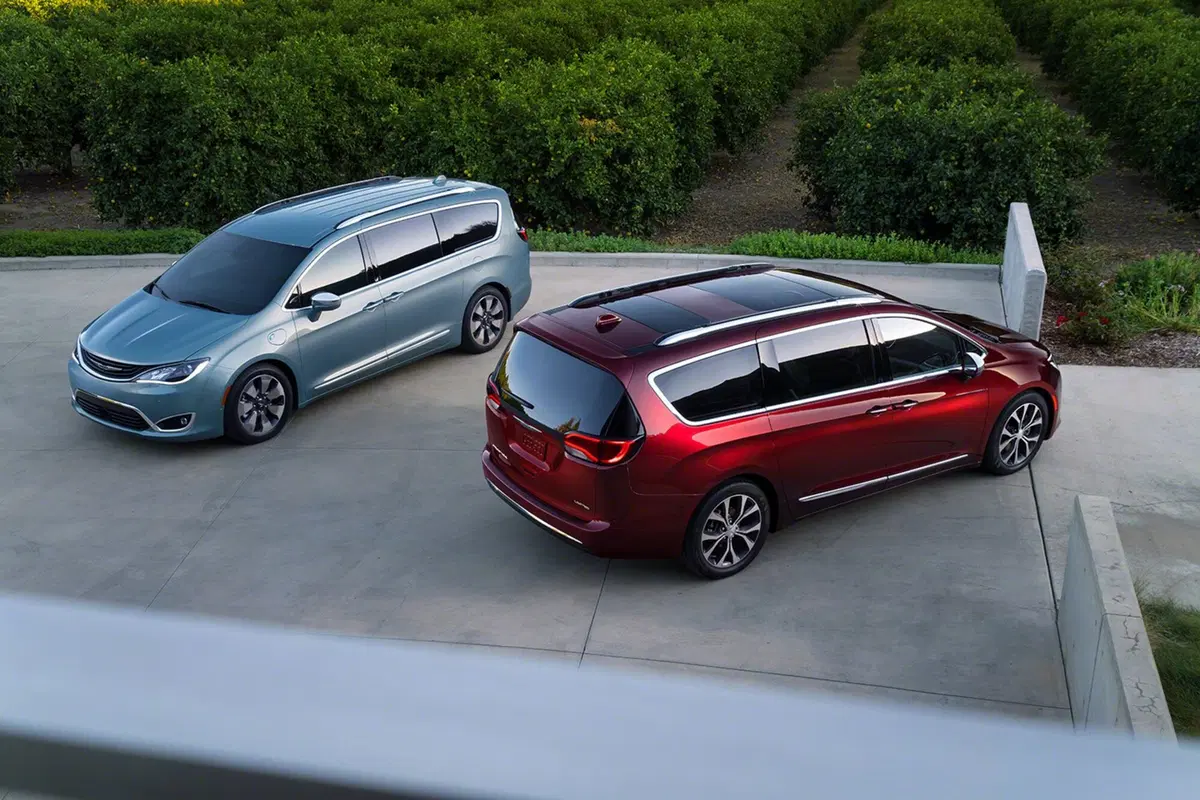 Chrysler Pacifica (15)