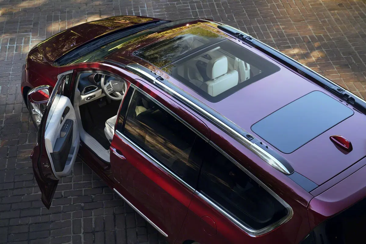 Chrysler Pacifica (18)