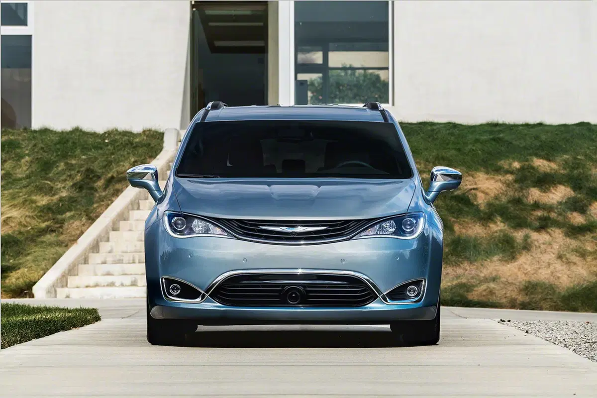 Chrysler Pacifica (22)