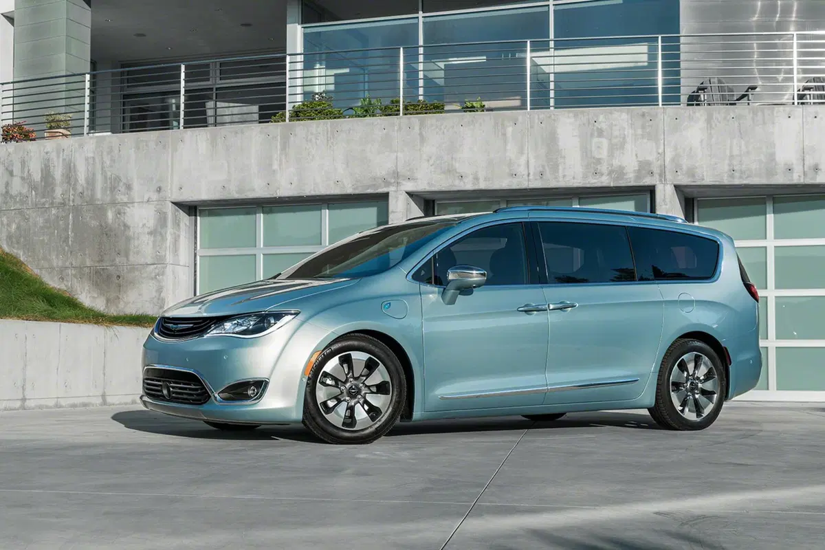 Chrysler Pacifica (23)