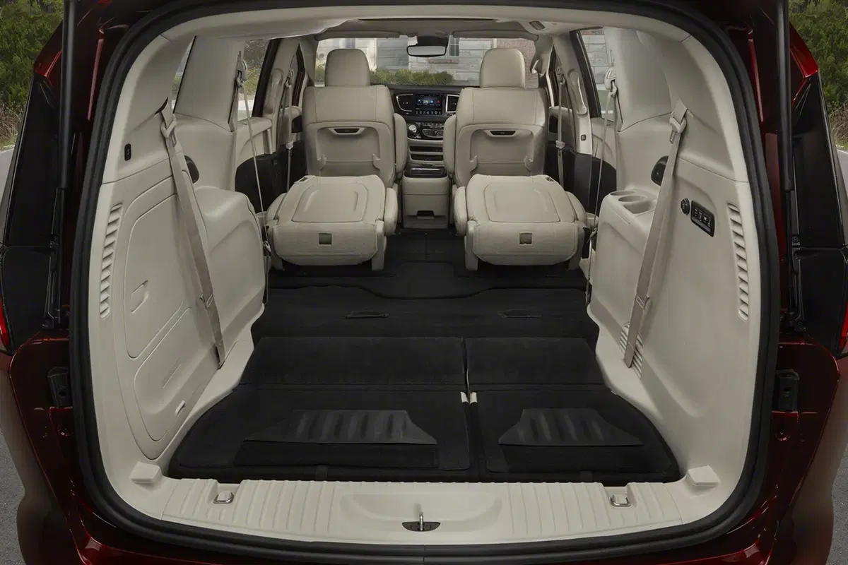 Chrysler Pacifica (28)