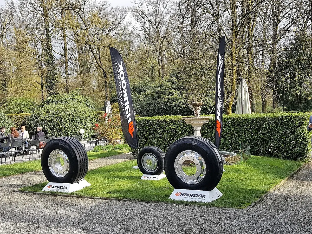 Trucks&Vans 2018, premiate PSA e Hankook  (4)