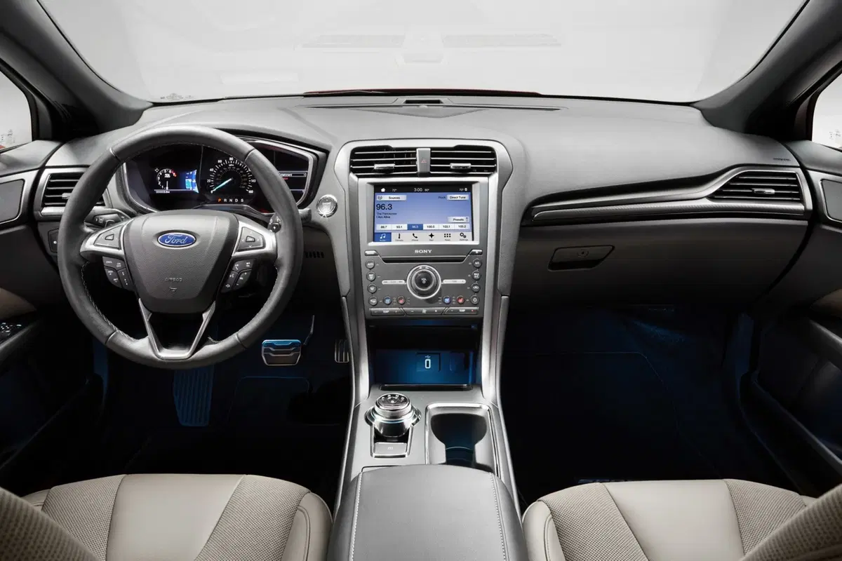 Ford Fusion restyling, ecco come cambierà la Mondeo (4)