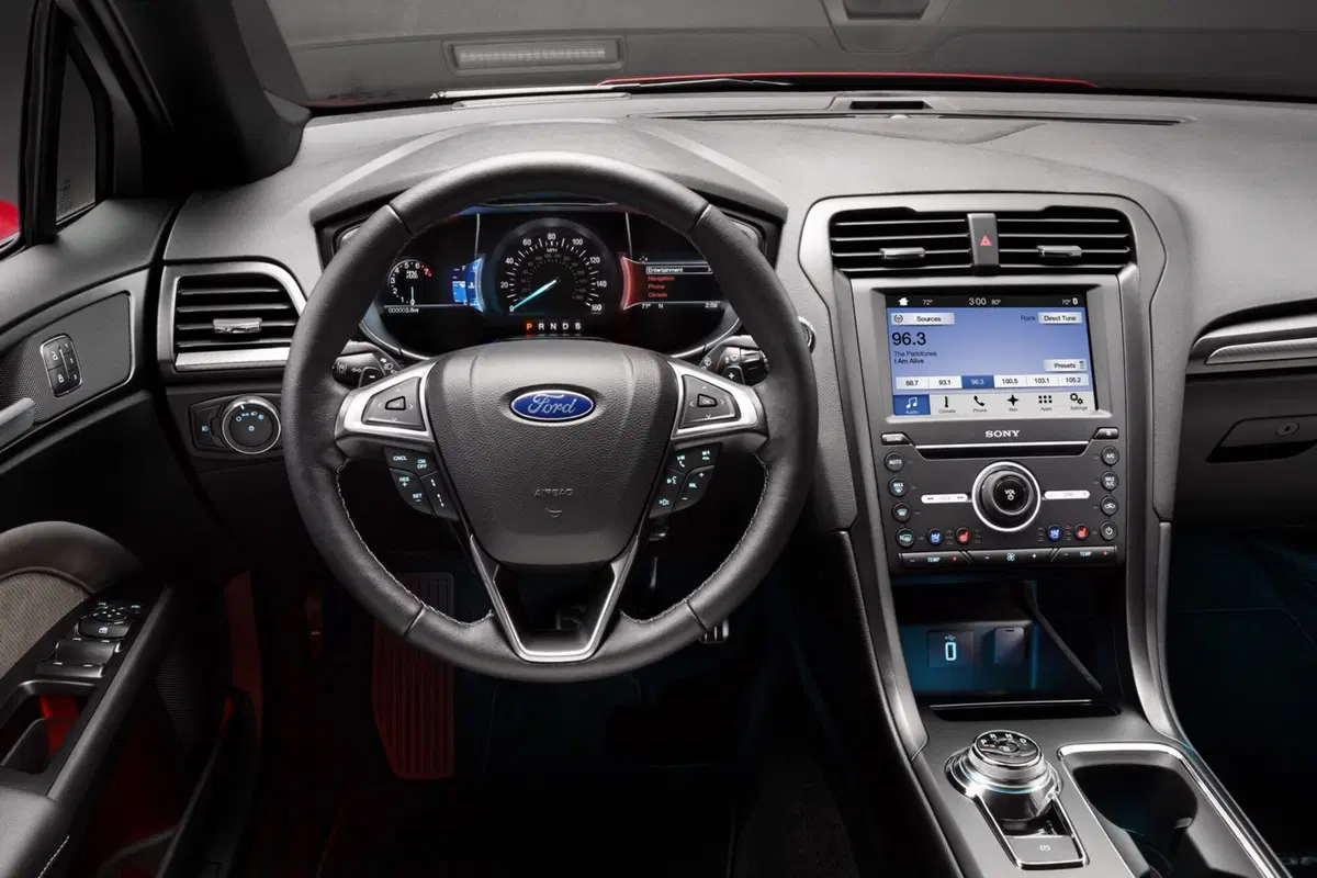 Ford Fusion restyling, ecco come cambierà la Mondeo (3)