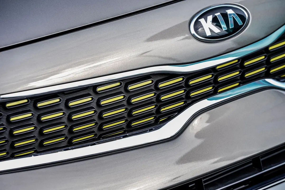 Kia Picanto XLine, motore da 100 CV e stile da crossover [Video] (5)