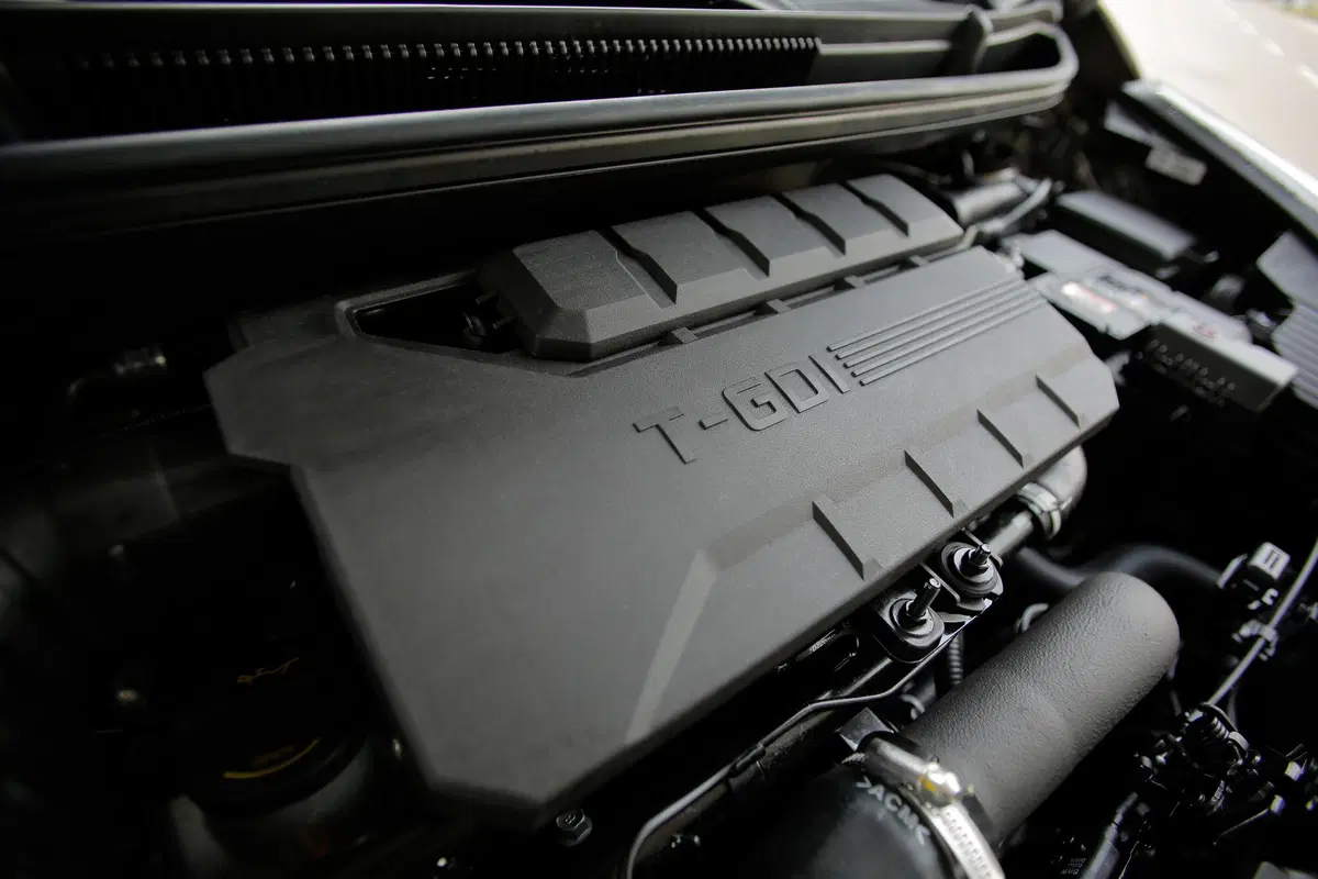 Kia Picanto XLine, motore da 100 CV e stile da crossover [Video] (11)