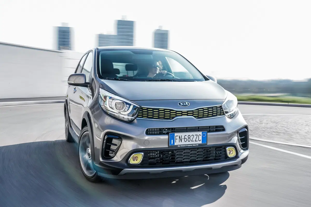 Kia Picanto XLine, motore da 100 CV e stile da crossover [Video] (2)