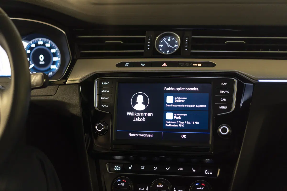 Volkswagen Autonomous Parking, al via l'era della guida autonoma 