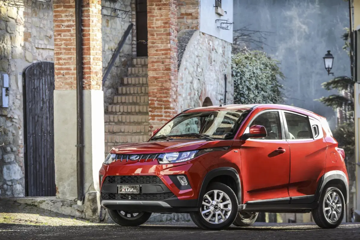 Mahindra KUV100, il SUV compatto indiano per il mercato europeo [Video] (10)