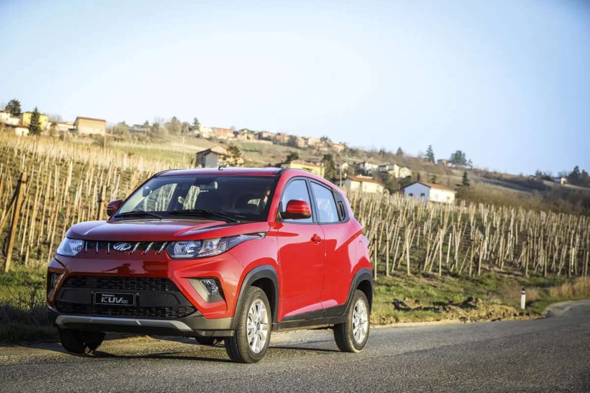Mahindra KUV100, il SUV compatto indiano per il mercato europeo [Video] (12)
