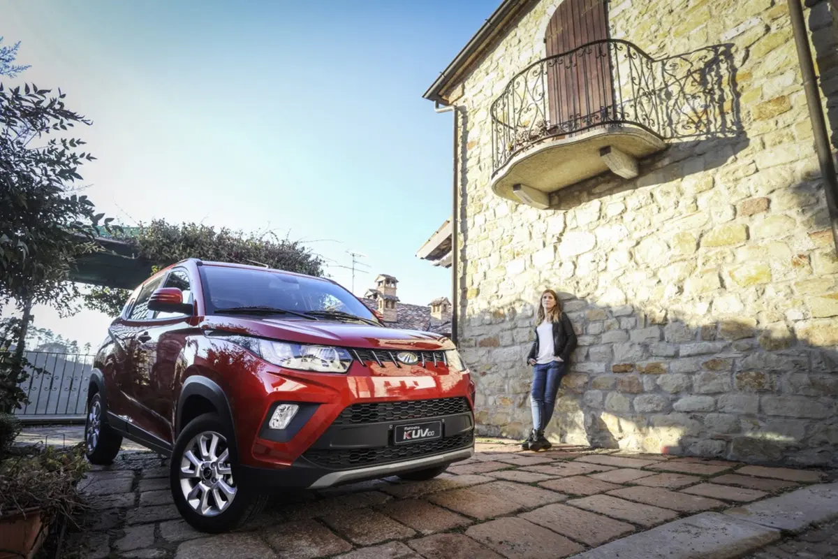 Mahindra KUV100, il SUV compatto indiano per il mercato europeo [Video] (13)