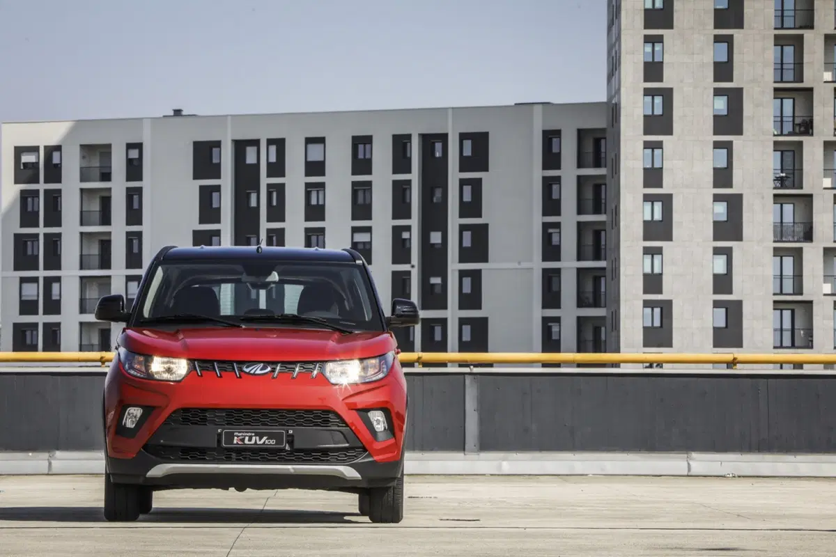 Mahindra KUV100, il SUV compatto indiano per il mercato europeo [Video] (16)