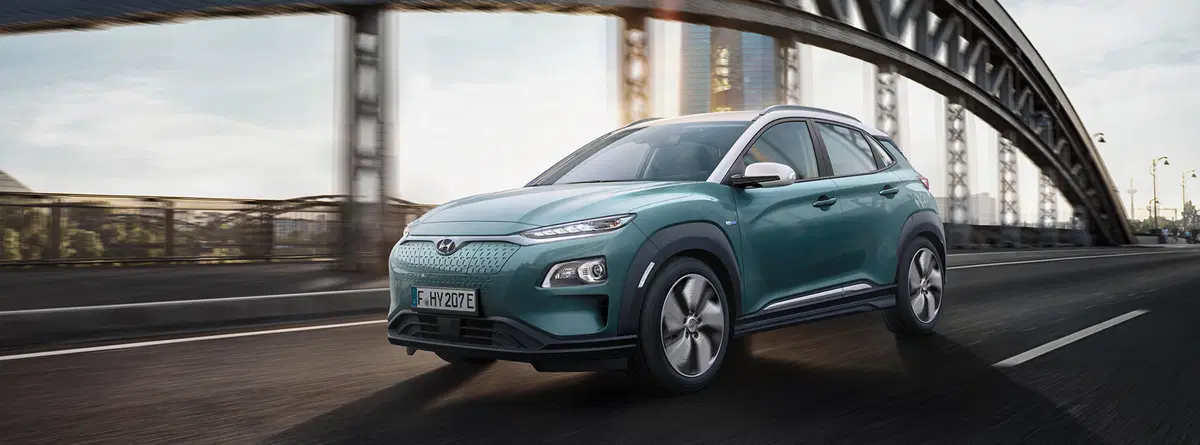 Milano Design Week 2018, Fuorisalone: le luci della Energy Zone Hyundai su Kona Electric (6)