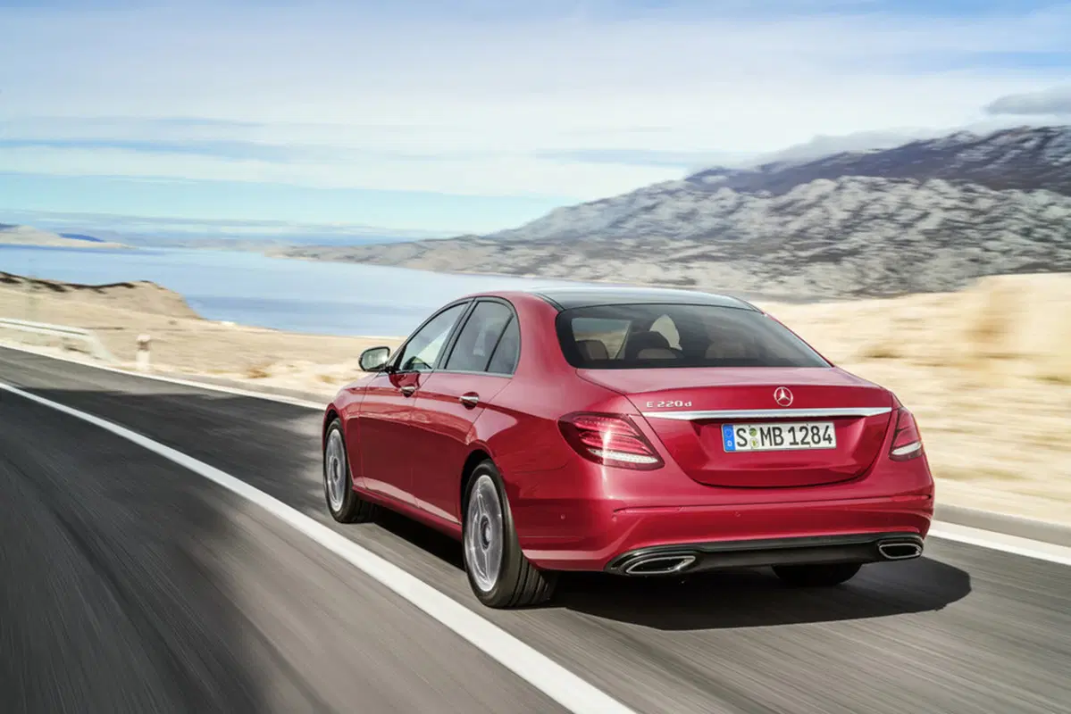 Nuova Mercedes Classe E: la guida semi-autonoma è realtà (19)