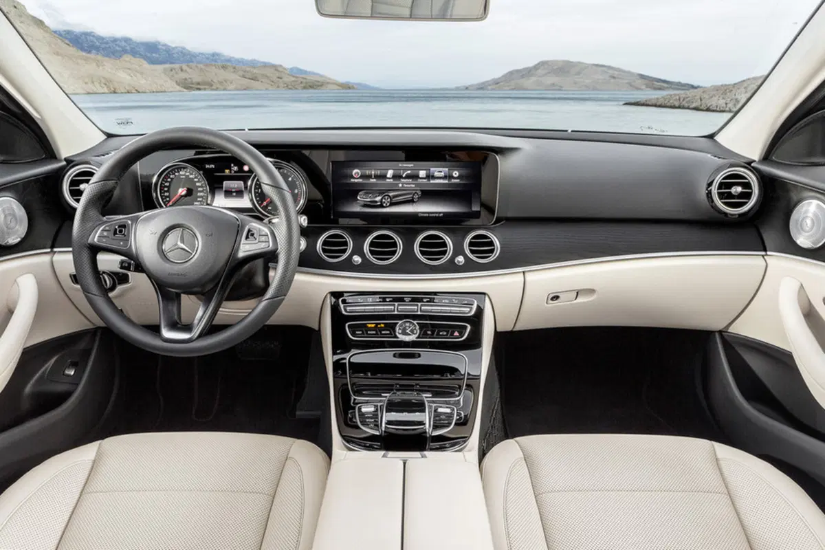 Nuova Mercedes Classe E: la guida semi-autonoma è realtà (25)