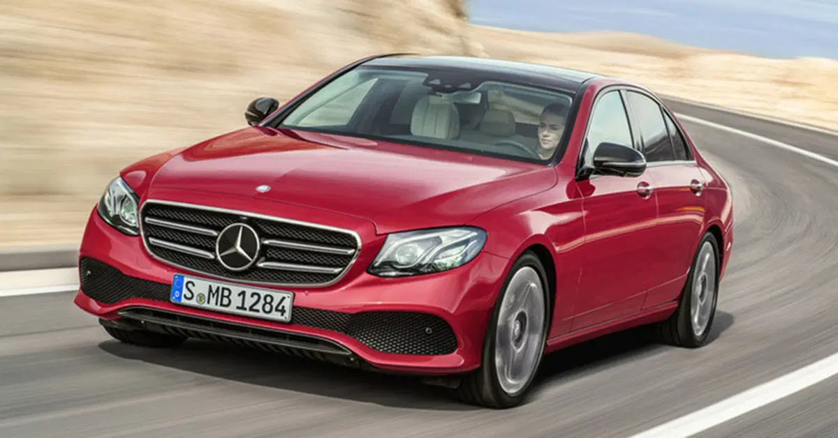 Nuova Mercedes Classe E: la guida semi-autonoma è realtà (28)