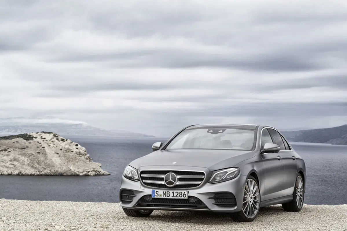 Nuova Mercedes Classe E: la guida semi-autonoma è realtà (29)