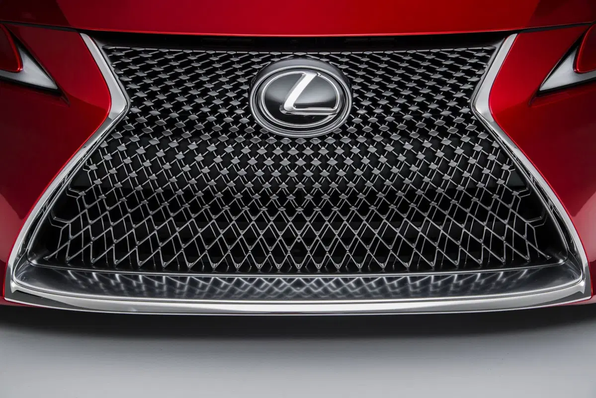 Lexus LC 500: sembra un concept, ma la Coupé V8 è diventata realtà (30)