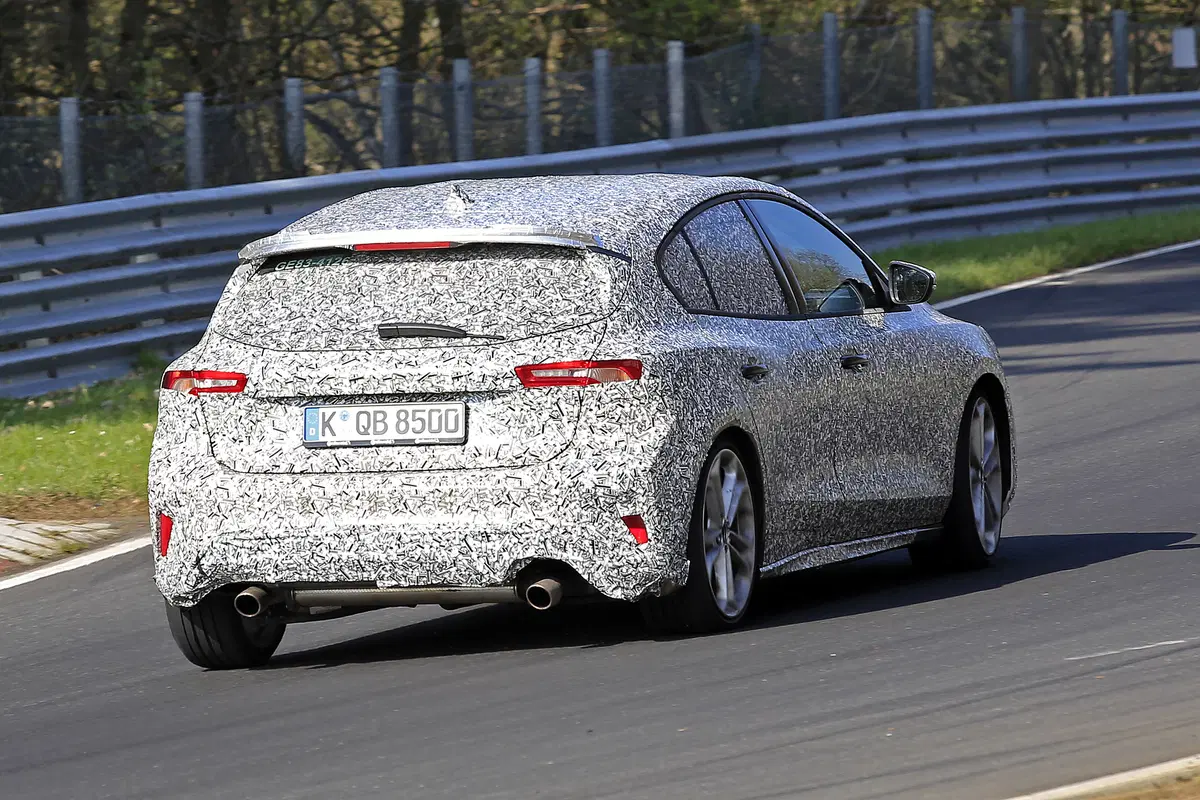 Ford Focus ST, in arrivo la quarta generazione (3)