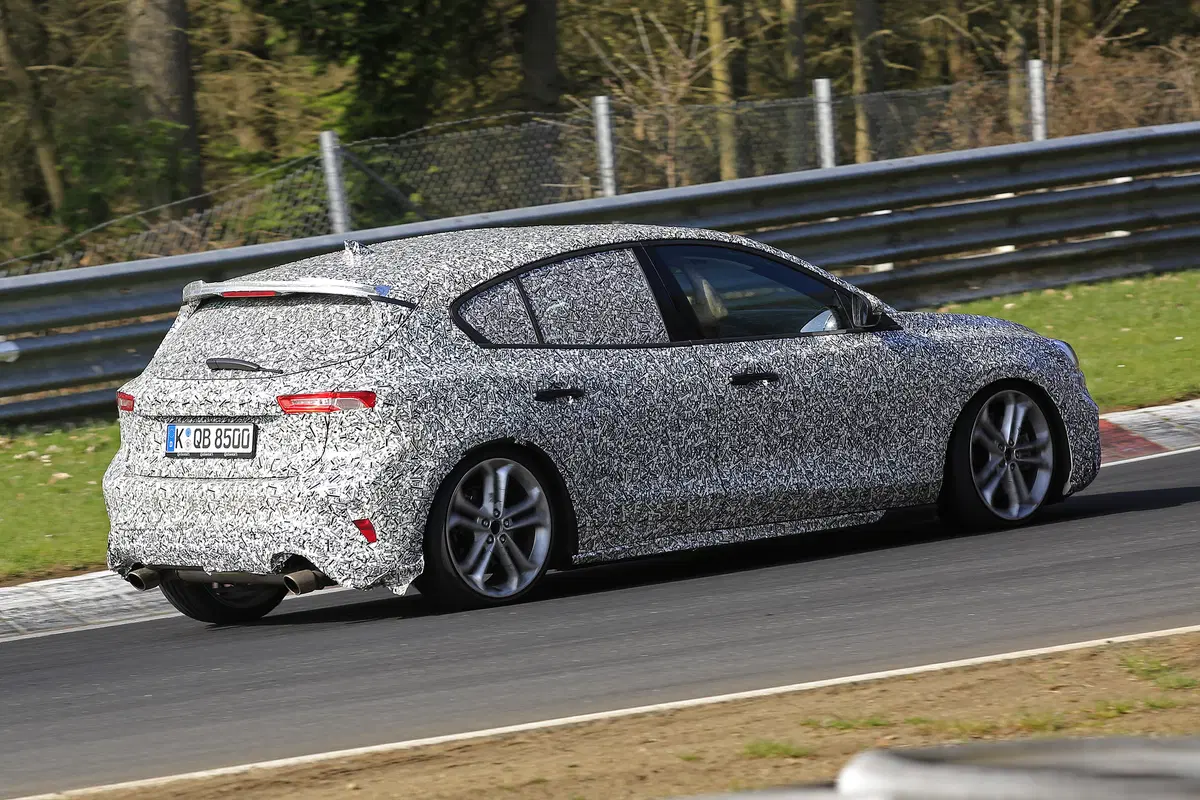 Ford Focus ST, in arrivo la quarta generazione (6)