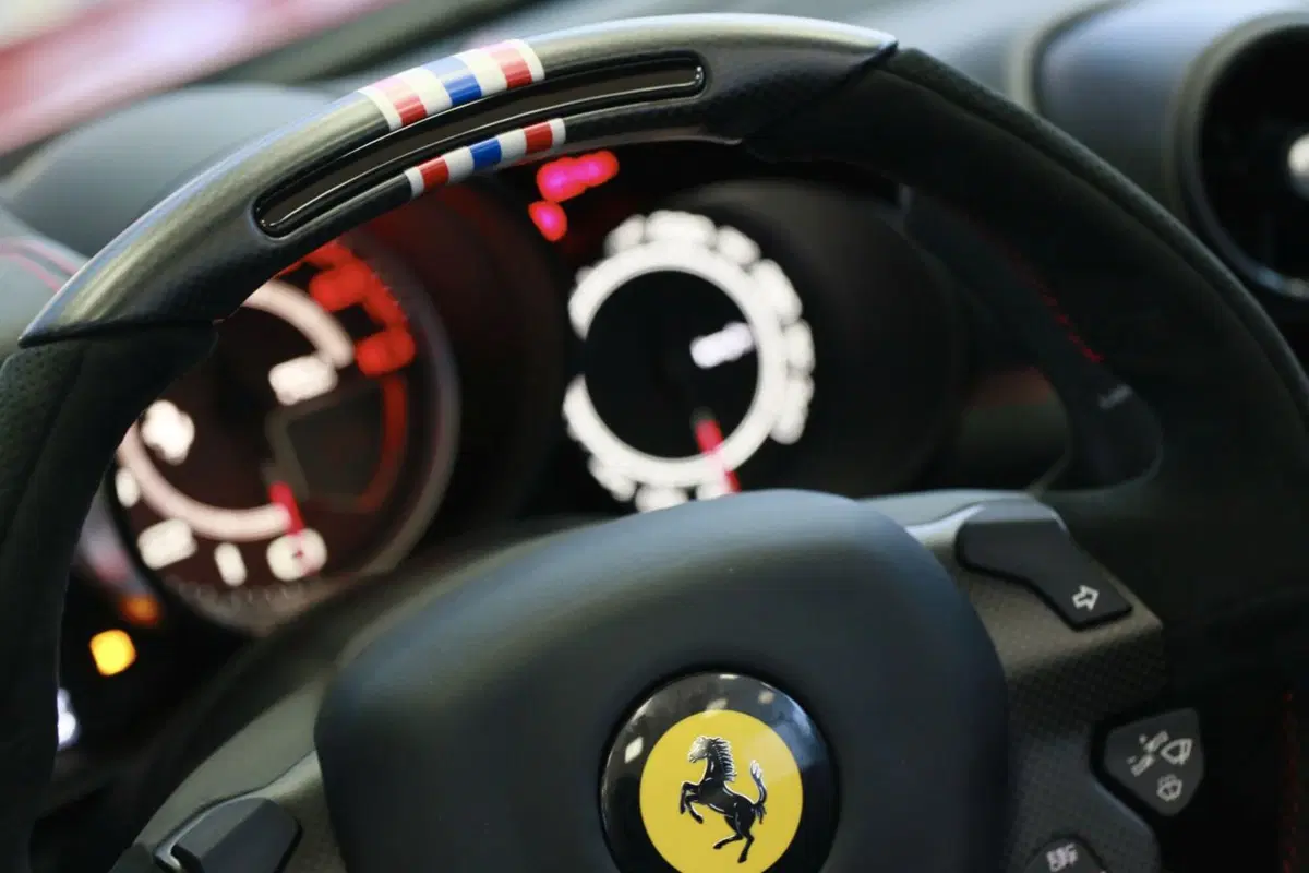 Ferrari California T, il “Tailor Made” celebra la 24 Ore di Spa (17)