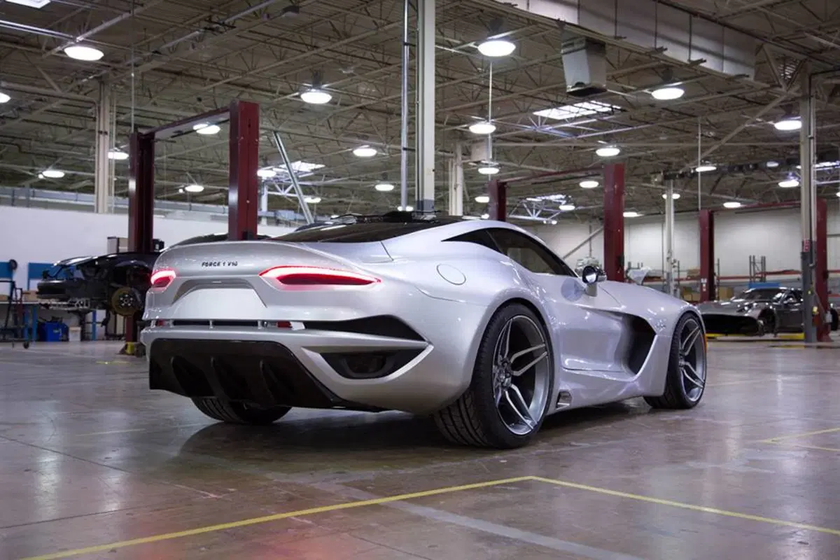VLF Force 1: cuore della Viper, look della Batmobile (3)