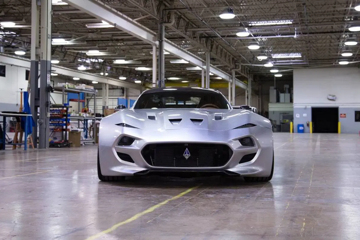 VLF Force 1: cuore della Viper, look della Batmobile