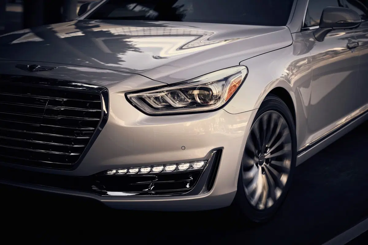 Genesis G90: l'ammiraglia della nuova era coreana (3)
