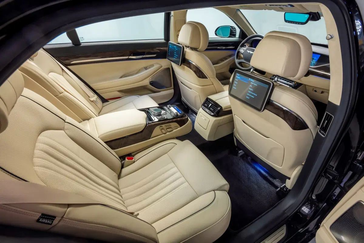 Genesis G90: l'ammiraglia della nuova era coreana (10)