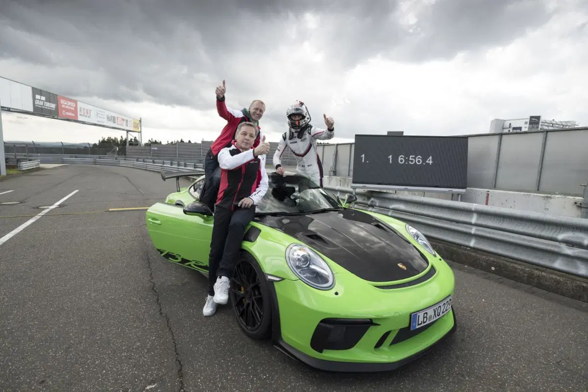 Porsche 911 GT3 RS: l'onboard del record al Nurburgring [Video] (3)